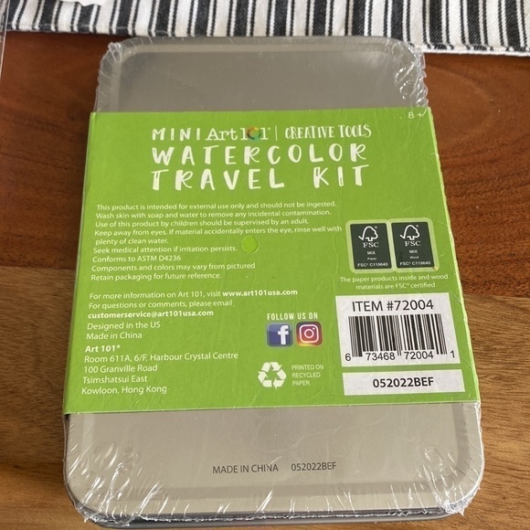 3/$15 SALE New Art 101 Mini Travel Watercolor Travel Kit Creative Tools - Picture 3 of 3